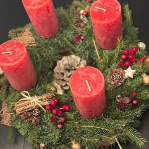 Meistarklase: Latviskais Adventes-Saulgriežu vainags