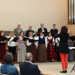 Das Fest der weißen Tischdecke