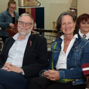 Das Fest der weißen Tischdecke
