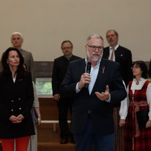 Das Fest der weißen Tischdecke