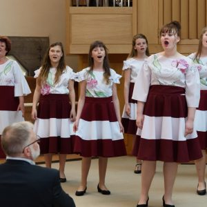 Das Fest der weißen Tischdecke