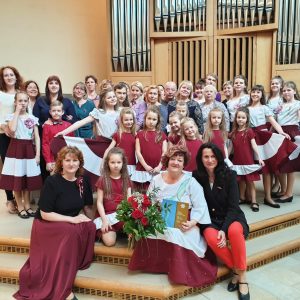 Das Fest der weißen Tischdecke